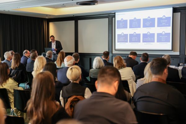 Presentation of the 2023 Tourist Satisfaction Survey & the Performance of the Thessaloniki Hotel Sector (34 MB, PDF - Greek only) at the Electra Palace, Thessaloniki, 22.04.24
