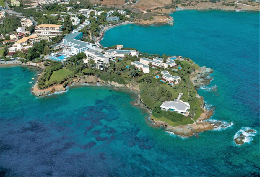 Commercial review of a portfolio of 5-star hotels in Crete for an international hotel operator