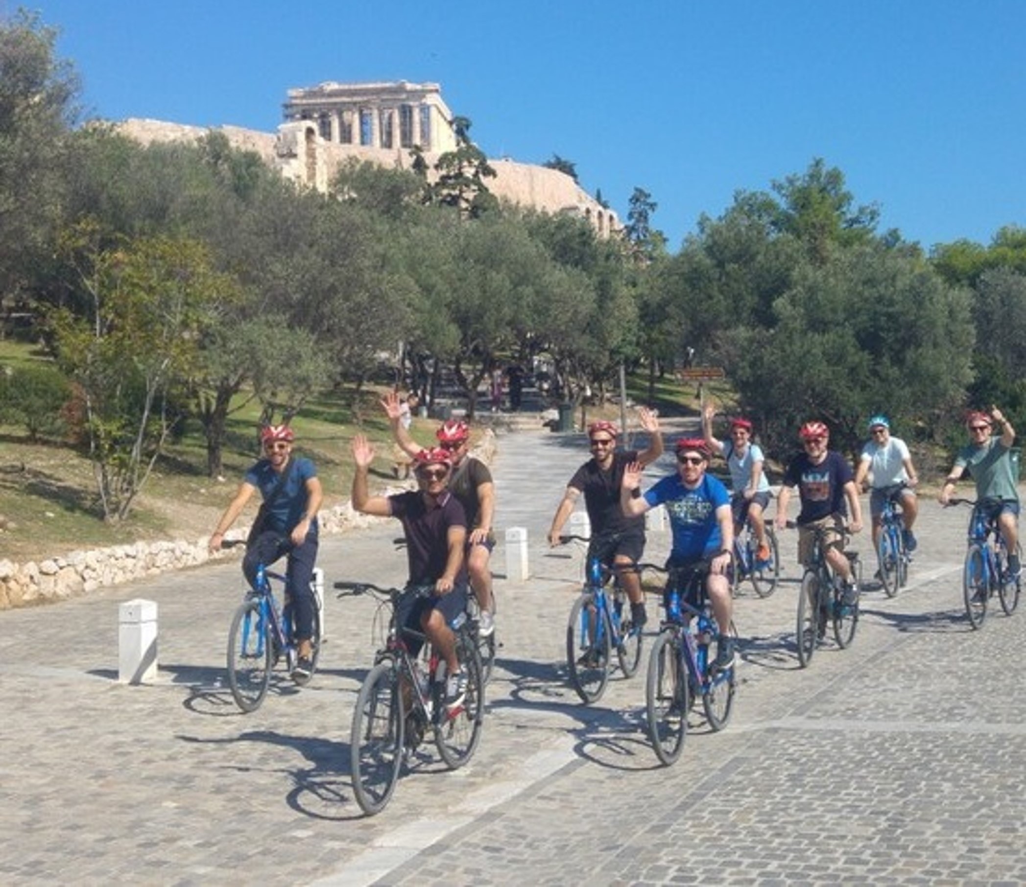 Marketing plan for an online platform offering tours and activities in Greece